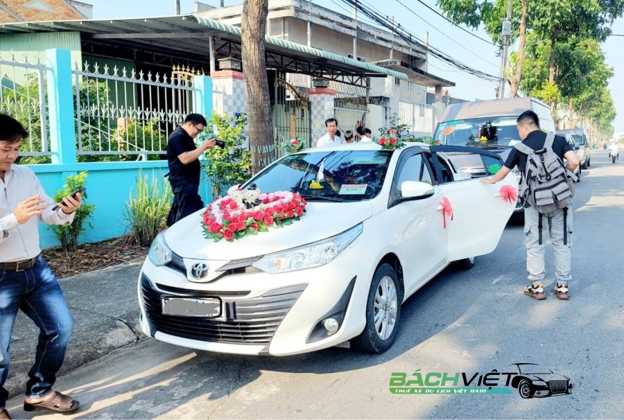 Thuê xe cưới - xe hoa tại DVDL Thịnh